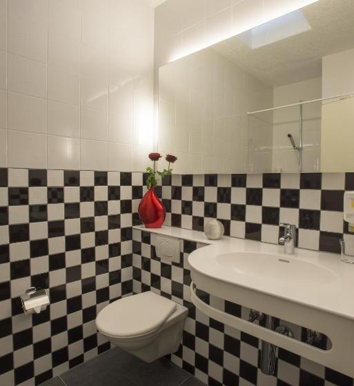 Camera Standard, Vezia