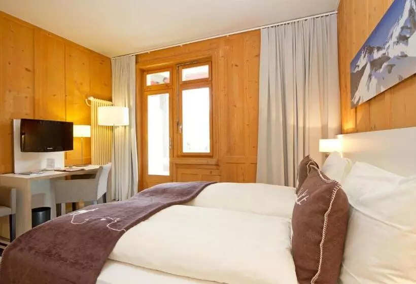 バルコニー付きスタンダードルーム, National By Mountain Hotels