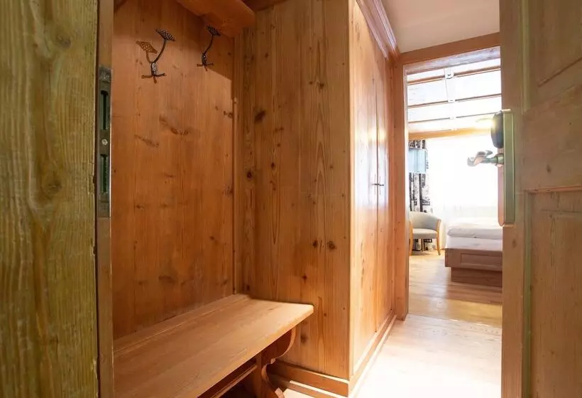 エコノミールーム, Posthotel Valbella   Berge, Spa & Wir