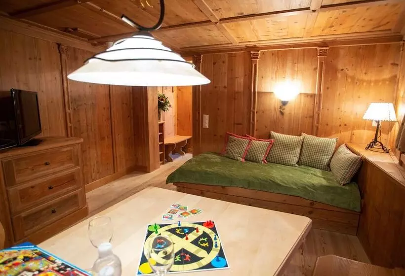Chambre Familiale, Posthotel Valbella