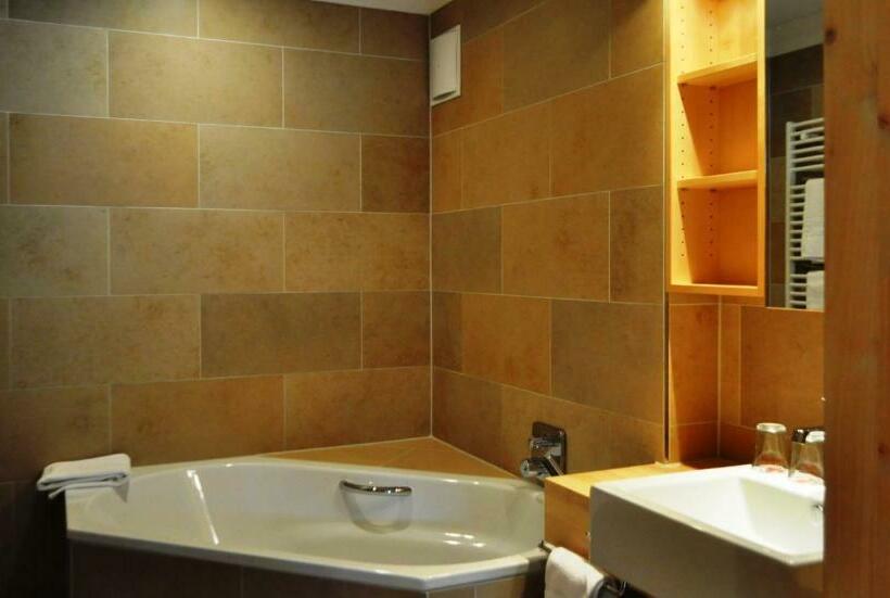 高级套房, Romantik Hotel Schweizerhof