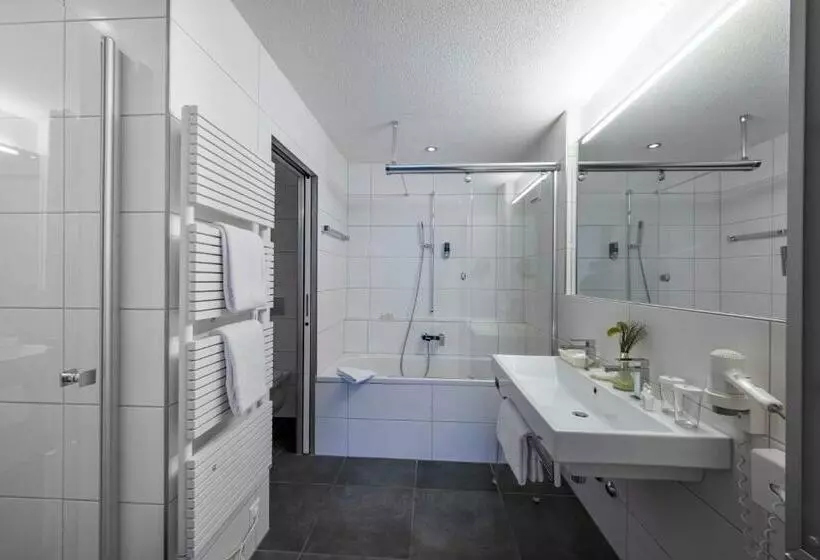 سوییت سوپریور, Romantik Hotel Schweizerhof