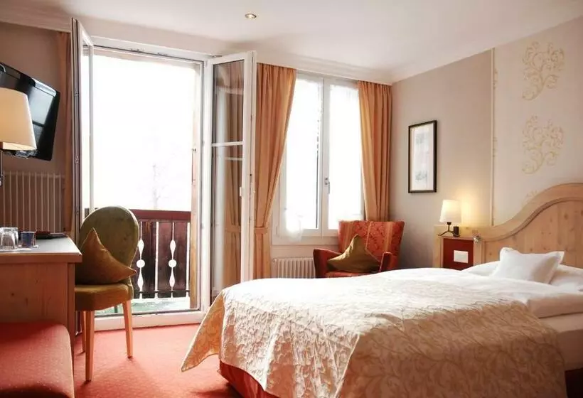 اتاق سوپریور یک تخته, Romantik Hotel Schweizerhof