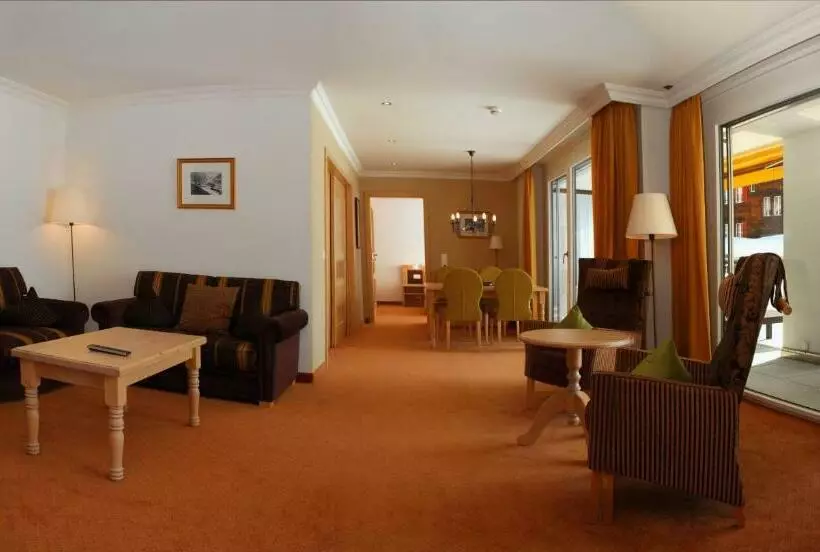 2 Bedroom Superior Room, Romantik Hotel Schweizerhof