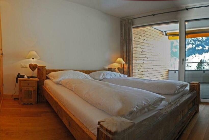 三卧高级套房, Romantik Hotel Schweizerhof