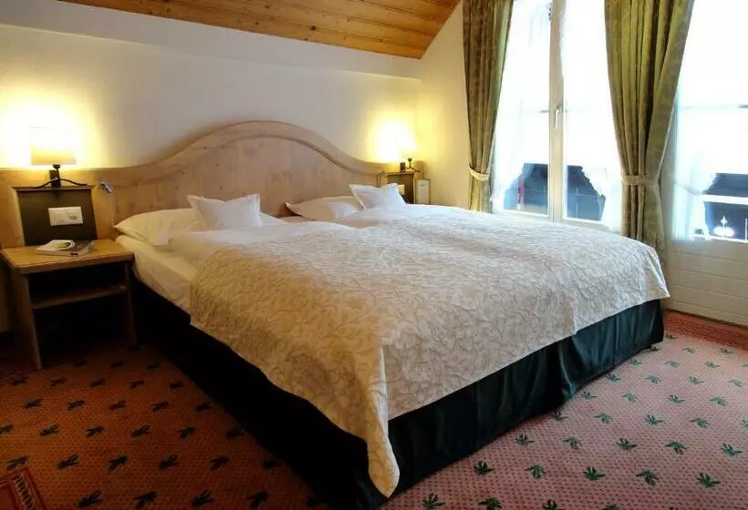 اتاق استاندارد, Romantik Hotel Schweizerhof