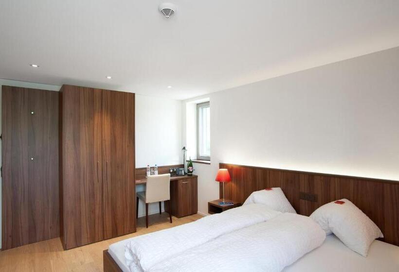 غرفة قياسية مطلّة علي الحديقة, Seehotel Delphin