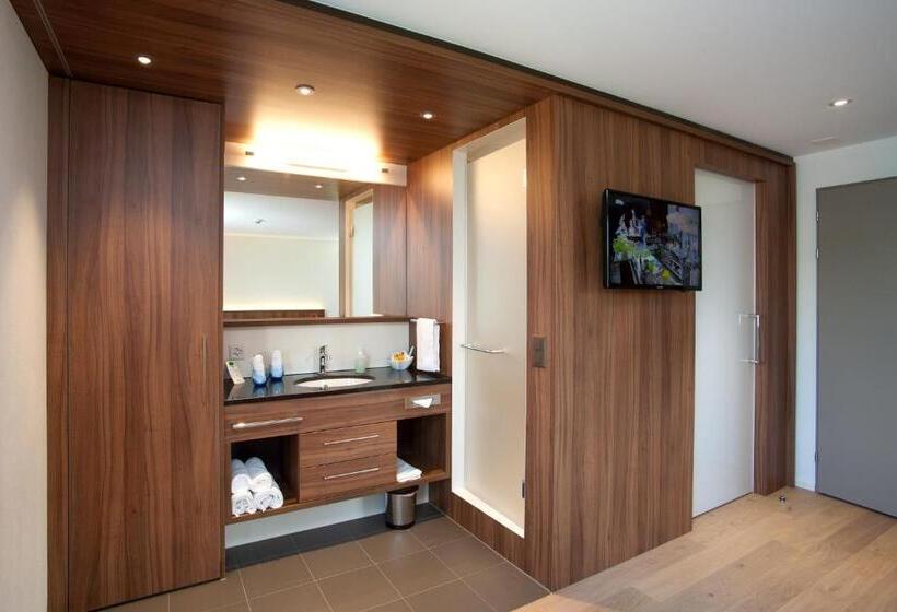 غرفة قياسية مطلّة علي الحديقة, Seehotel Delphin