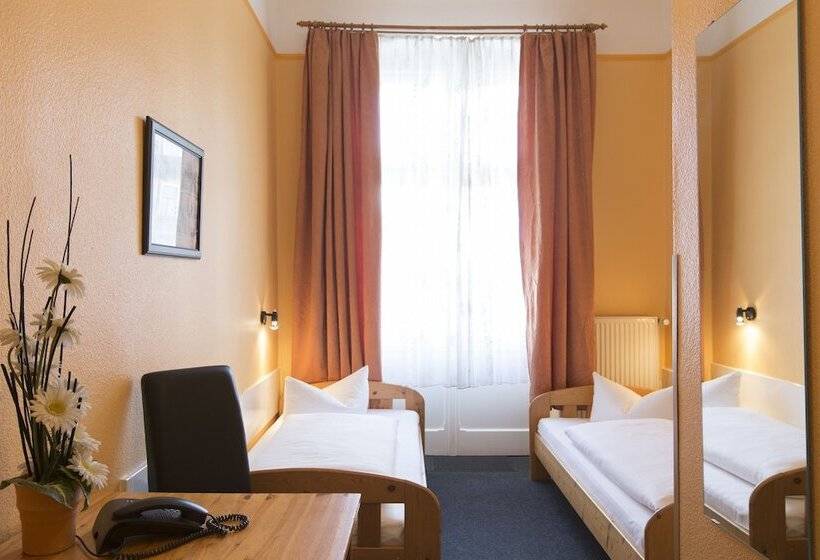 اتاق استاندارد, Am Hermannplatz