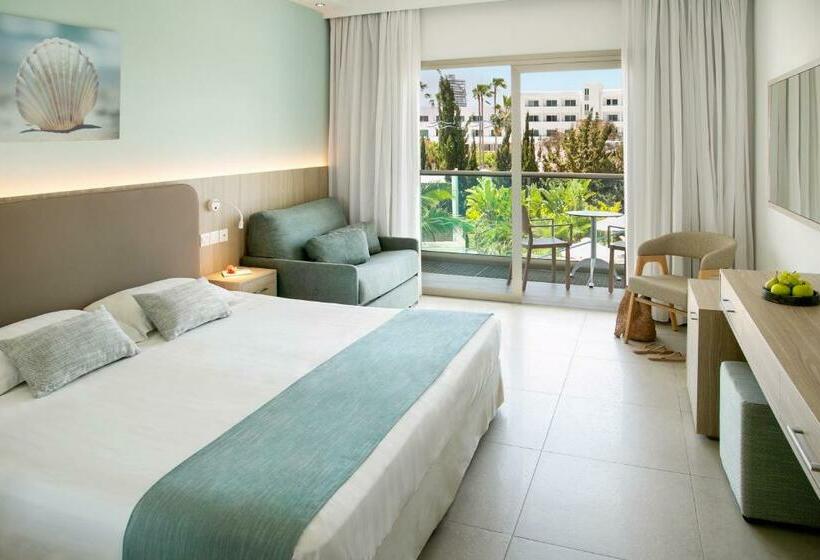 Номер Стандарт Вид на Бассейн, Asterias Beach