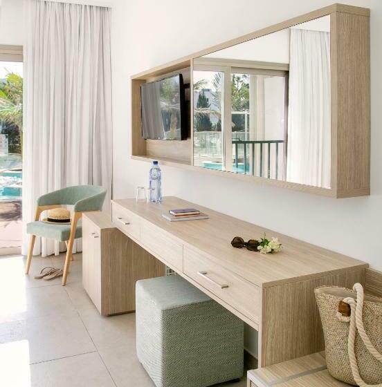 غرفة قياسية, Asterias Beach