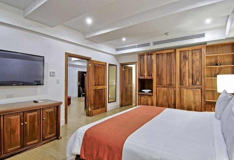 프레지덴셜 스위트, Balmoral Hotel San José Cr, Historic District