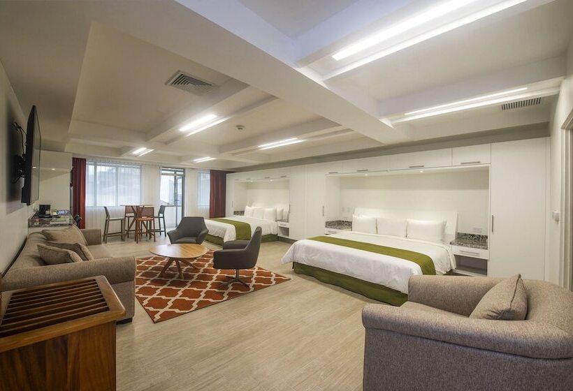 스위트, Balmoral Hotel San José Cr, Historic District