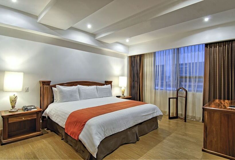 프레지덴셜 스위트, Balmoral Hotel San José Cr, Historic District