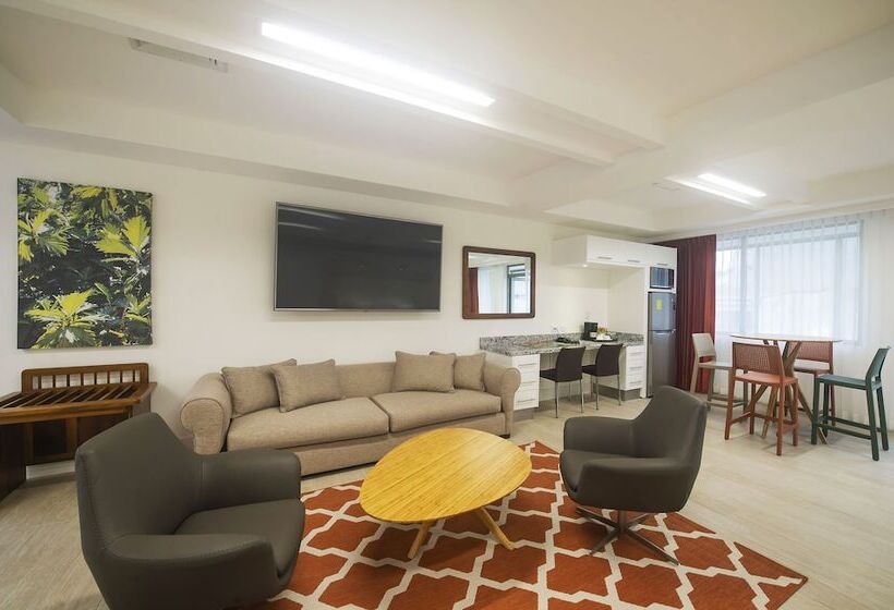 Люкс, Balmoral Hotel San José Cr, Historic District