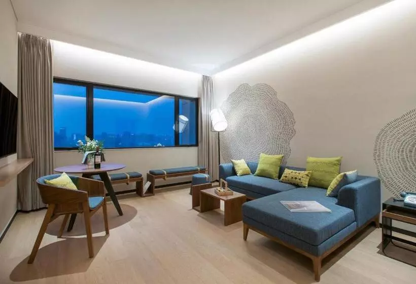 Deluxe Suite King Bed, Bei Zhaolong Hotel, Jdv By Hyatt