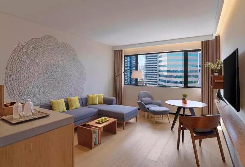 Deluxe Suite King Bed, Bei Zhaolong Hotel, Jdv By Hyatt