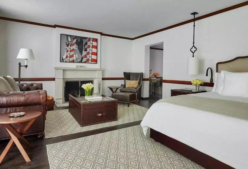 سوییت اجرایی, Four Seasons Hotel Casa Medina Bogota