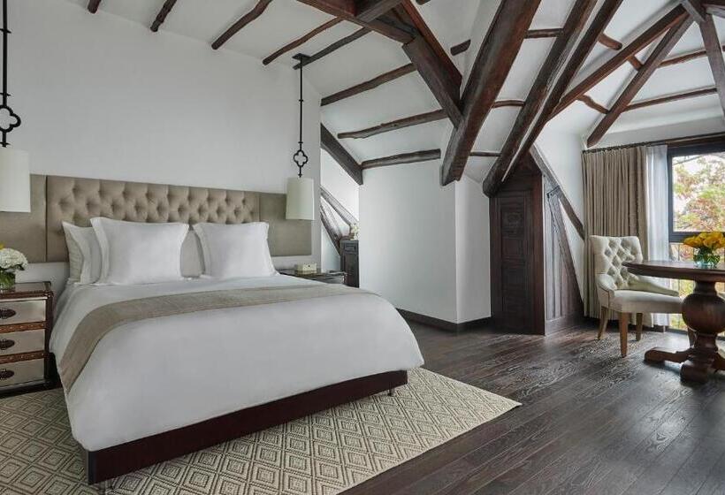 Люкс с Балконом, Four Seasons Hotel Casa Medina Bogota
