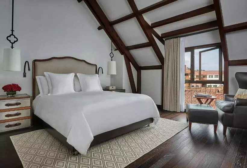 اتاق لوکس, Four Seasons Hotel Casa Medina Bogota