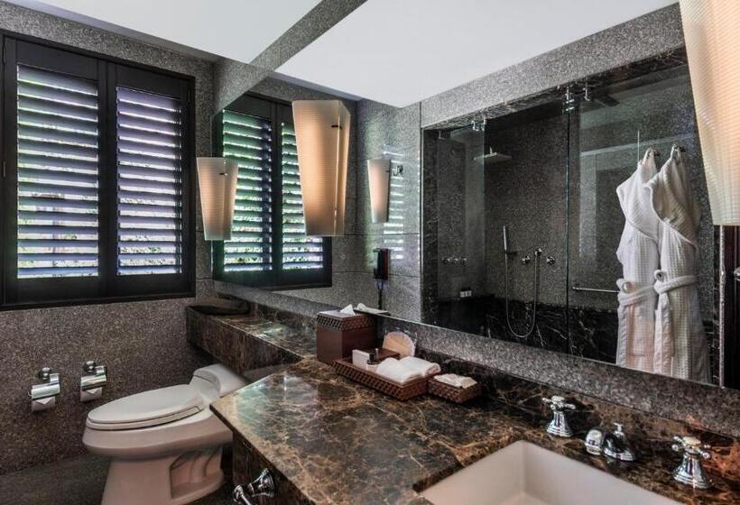 Люкс, Four Seasons Hotel Casa Medina Bogota