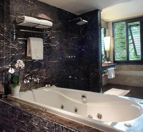 Люкс, Four Seasons Hotel Casa Medina Bogota