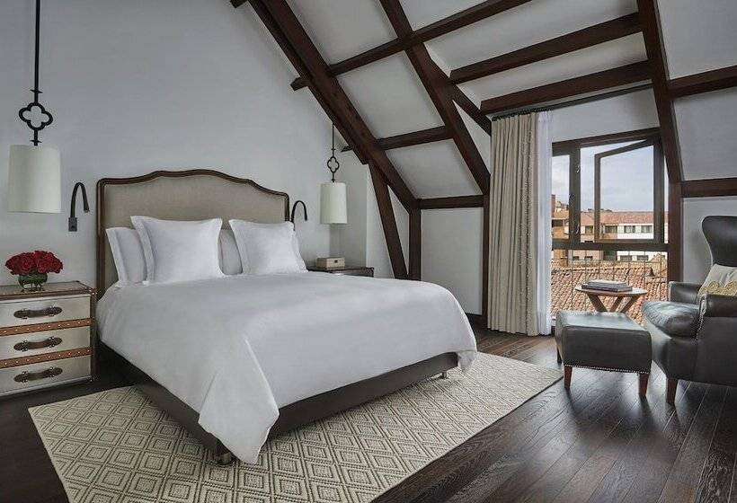 Номер Deluxe, Four Seasons Hotel Casa Medina Bogota