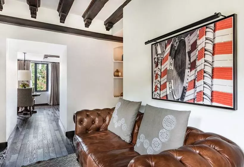 سوئیت با بالکن, Four Seasons Hotel Casa Medina Bogota
