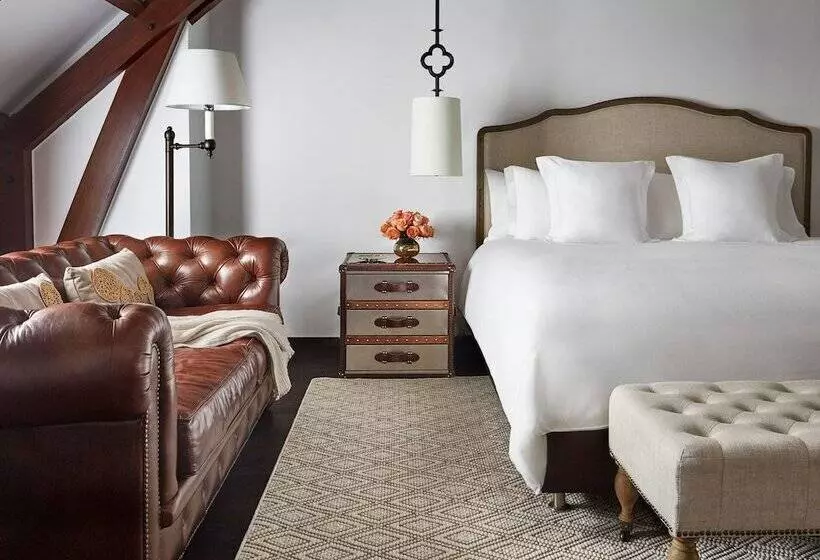 سوییت اجرایی, Four Seasons Hotel Casa Medina Bogota