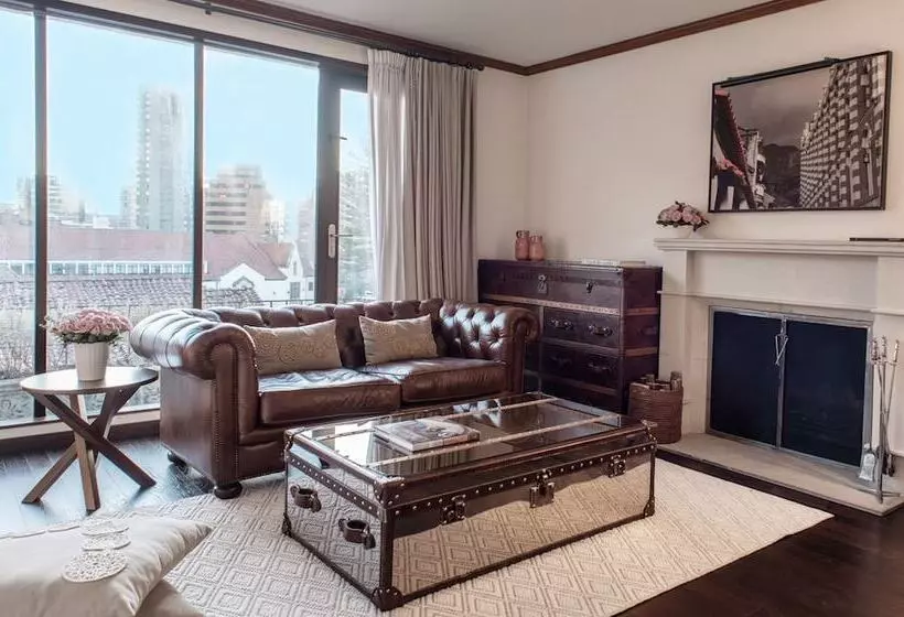 سوییت اجرایی, Four Seasons Hotel Casa Medina Bogota