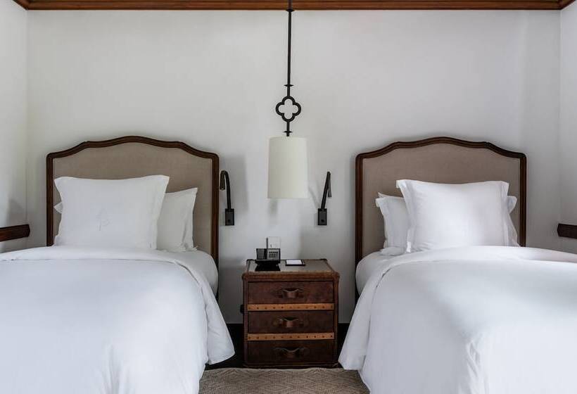 Номер Премиум, Four Seasons Hotel Casa Medina Bogota