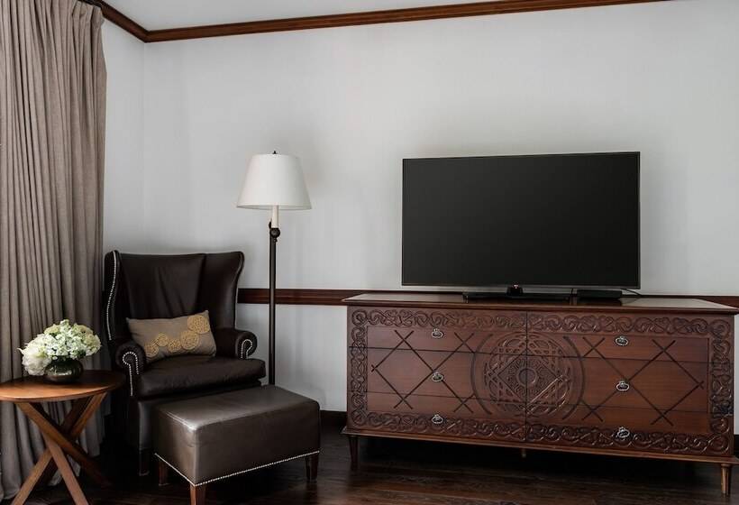 Номер Премиум, Four Seasons Hotel Casa Medina Bogota