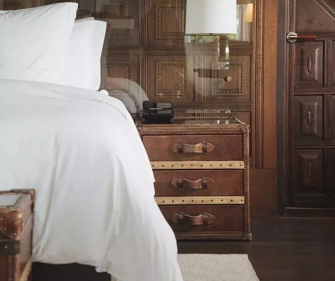 سوییت, Four Seasons Hotel Casa Medina Bogota