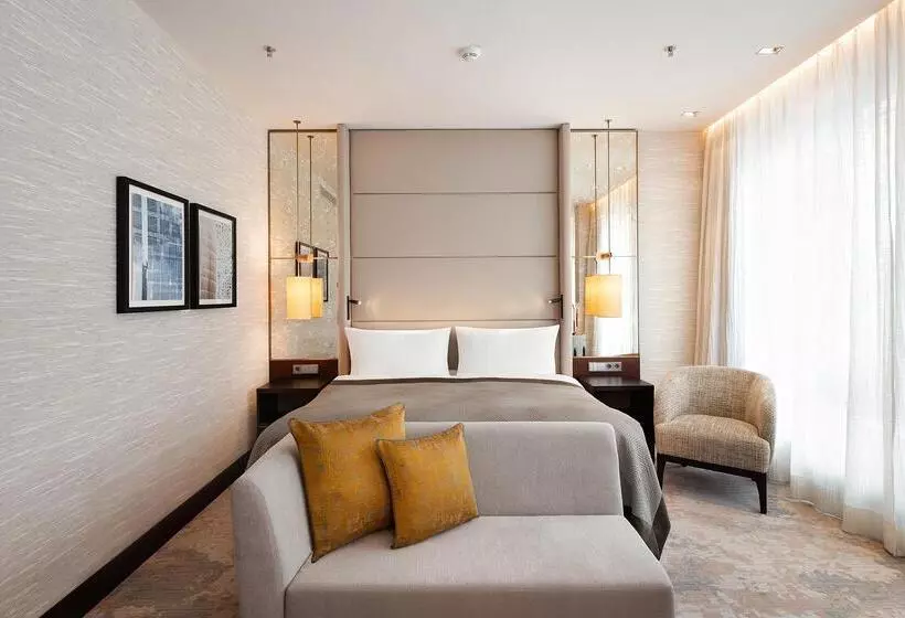 اتاق کلاب, Intercontinental Berlin, An Ihg