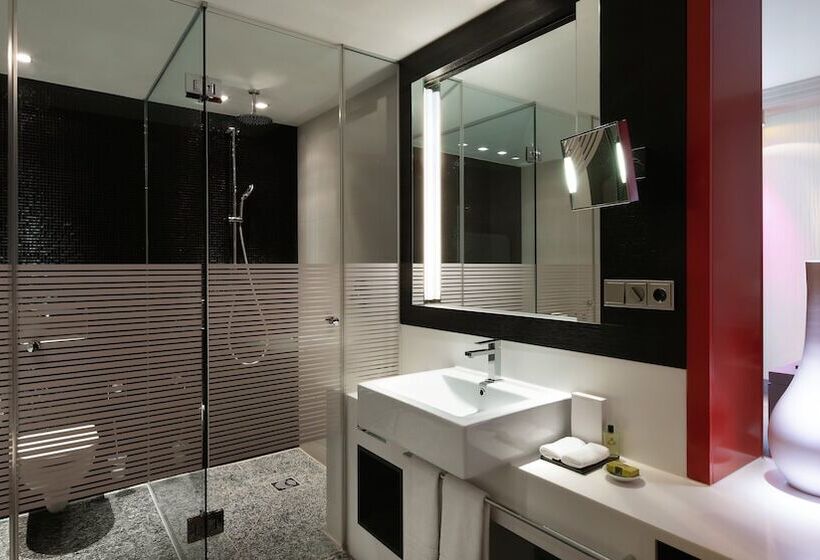 سوییت جونیور, Intercontinental Berlin, An Ihg