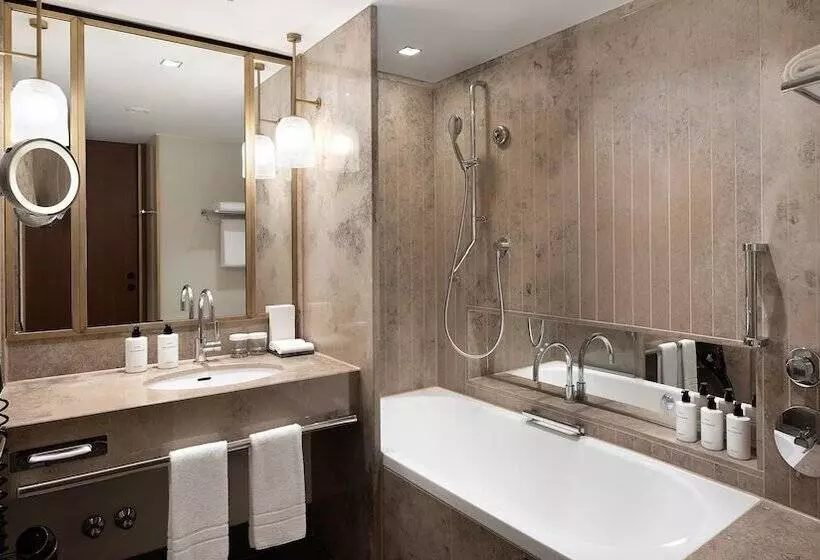 اتاق کلاب, Intercontinental Berlin, An Ihg