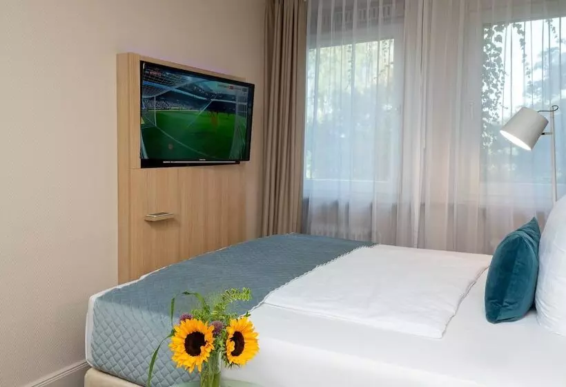 コンフォートルーム, Leonardo Hotel Hamburg Elbbrücken