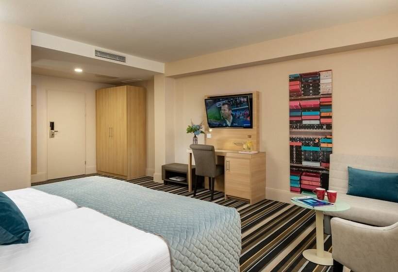 舒适三人间, Leonardo Hotel Hamburg Elbbrücken