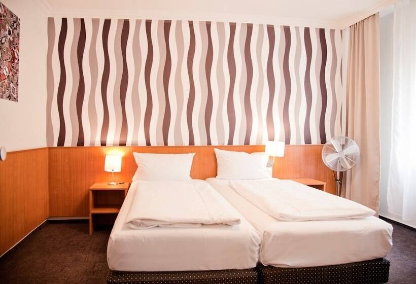 اتاق استاندارد, Les Nations