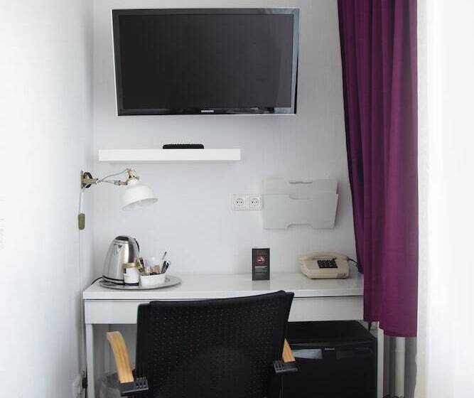 اتاق استاندارد یک نفره, Les Nations