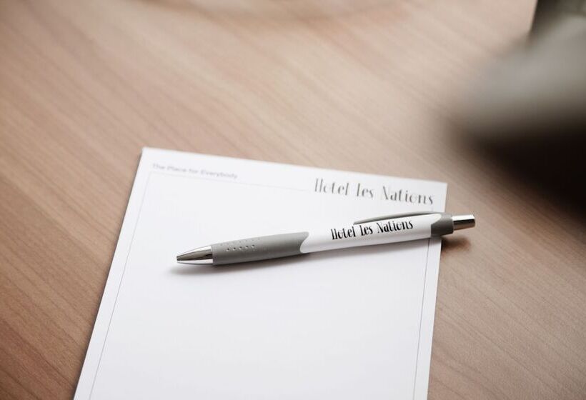 Comfort room with balcony, Les Nations