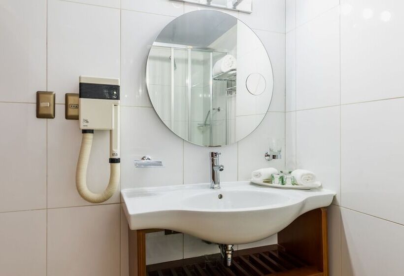 חדר אקזקיוטיב יחיד, Panamericano