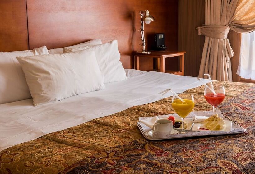 חדר אקזקיוטיב, Panamericano