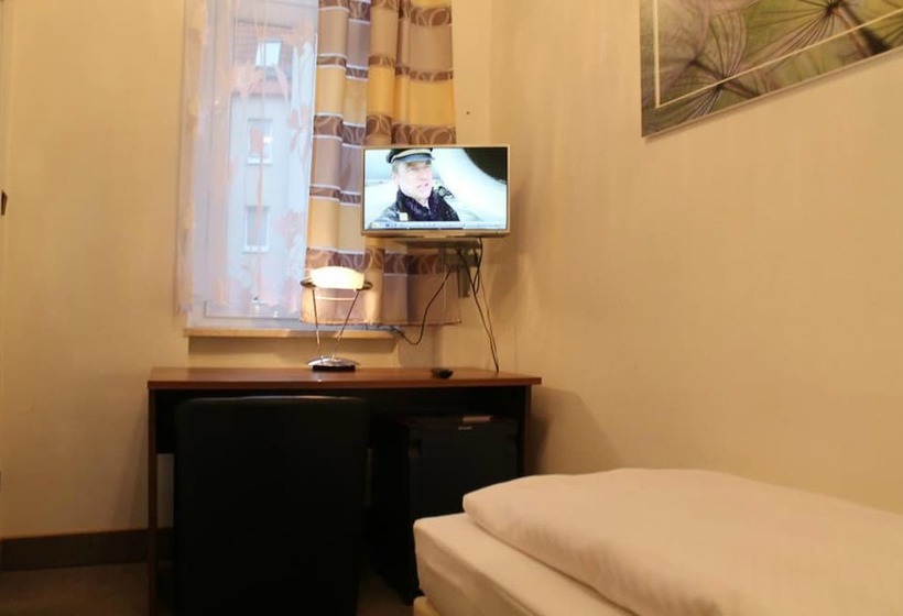 اتاق استاندارد یک نفره, Pension Margrit