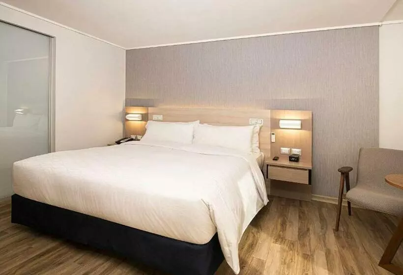 اتاق لوکس با چشم‌انداز دریا, Pullman Vina Del Mar San Martín