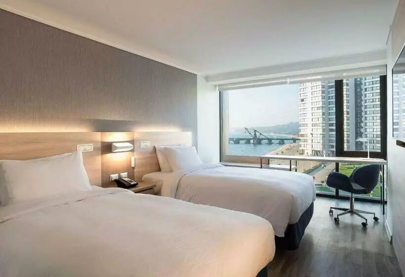 اتاق لوکس با چشم‌انداز دریا, Pullman Vina Del Mar San Martín