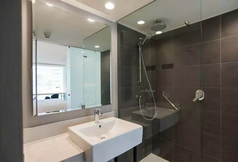 اتاق لوکس با چشم‌انداز شهر, Pullman Vina Del Mar San Martín