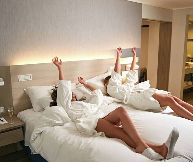 غرفة ديلوكس مطلة على المدينة, Pullman Vina Del Mar San Martín