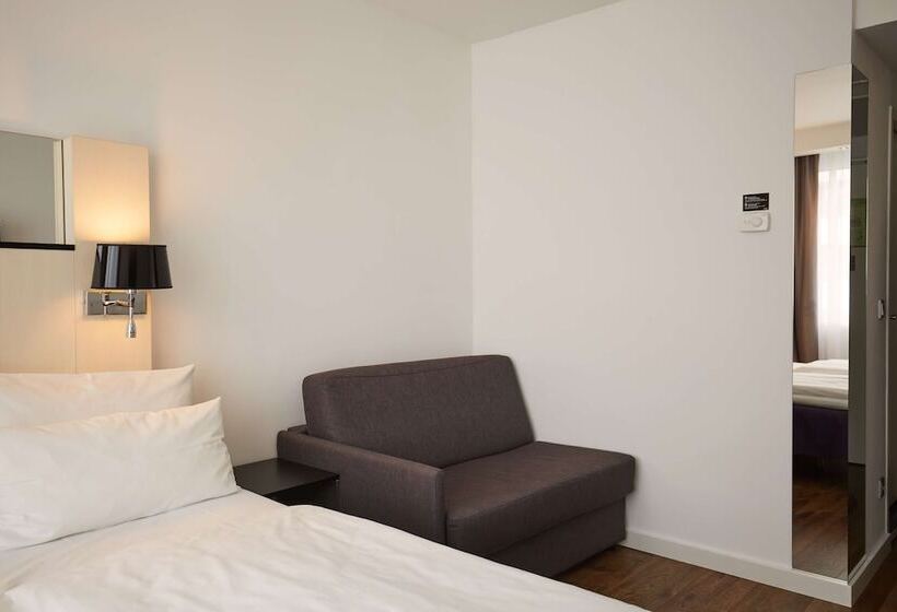 Pokój Standard, Scandic Berlin Kurfürstendamm