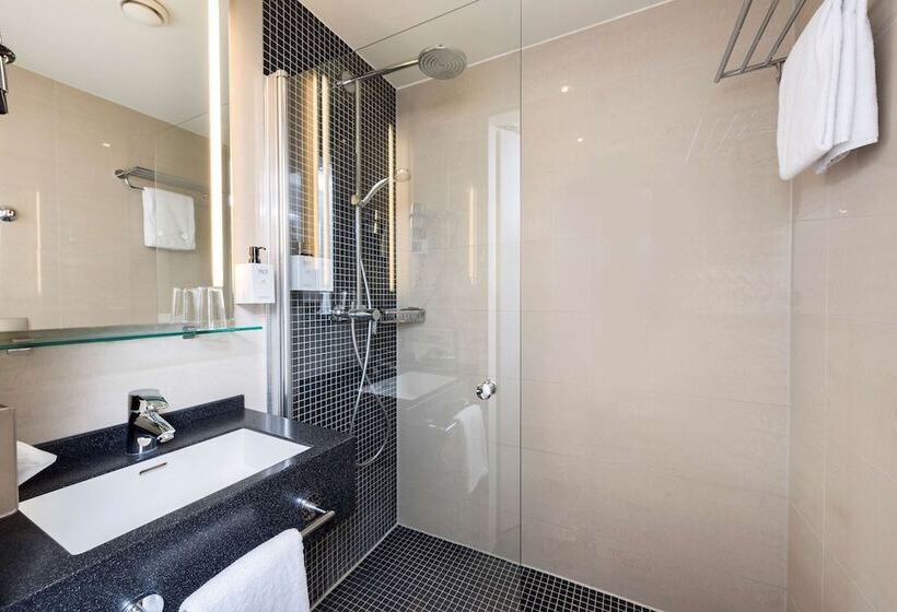 Pokój Standard Jednoosobowy, Scandic Berlin Kurfürstendamm